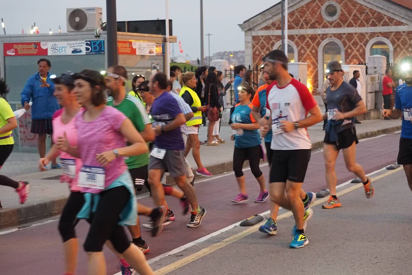 3.000 personas en el II Trail Nocturno Buscando Sonrisas