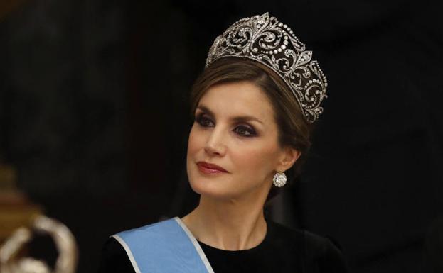 Letizia revaloriza el joyero real