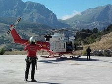 Evacúan en helicóptero a un motorista herido en Camaleño