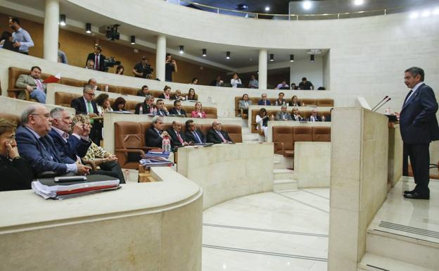 Revilla: "El Gobierno de España nos va a pagar lo que nos debe"