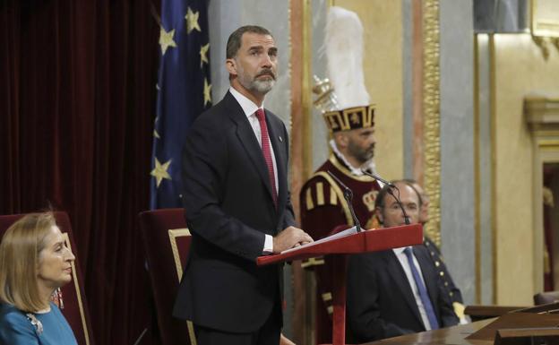 Felipe VI: «Fuera de la ley sólo hay arbitrariedad, imposición y negación de libertad»