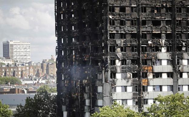 La Policía británica eleva a 80 los muertos en la Torre Grenfell