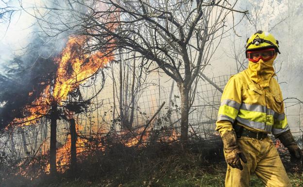 Cantabria tendrá 30 efectivos antiincendios más para un verano marcado por la sequía