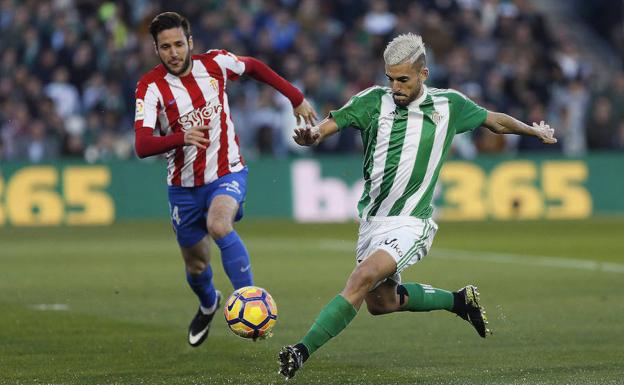 El Betis niega que negocie con el Madrid por Ceballos