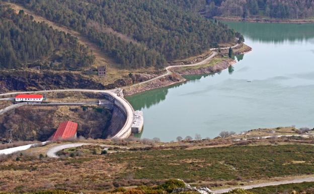 Informes técnicos alertan del riesgo ambiental de captar agua del Alsa