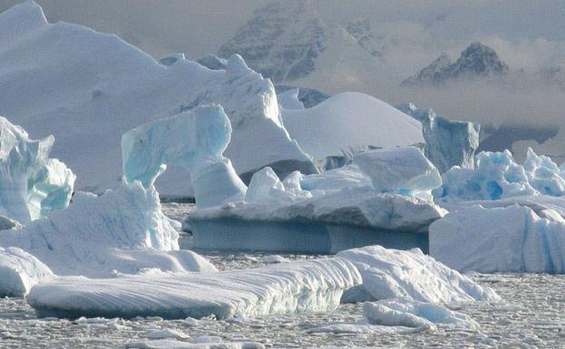 Se desprende de la Antártida el mayor iceberg de la historia