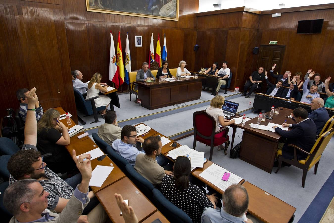 Pleno extraordinario del Ayuntamiento de Santander por la desaparición de C's y el paso de sus dos ediles a 'no adscritos'