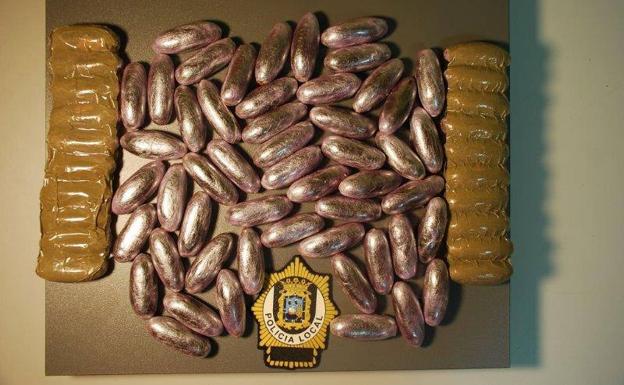 Detenido un conductor con 71 bellotas de hachís en el coche