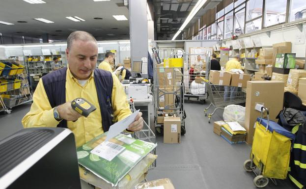 La salvación de Correos que llegó con internet