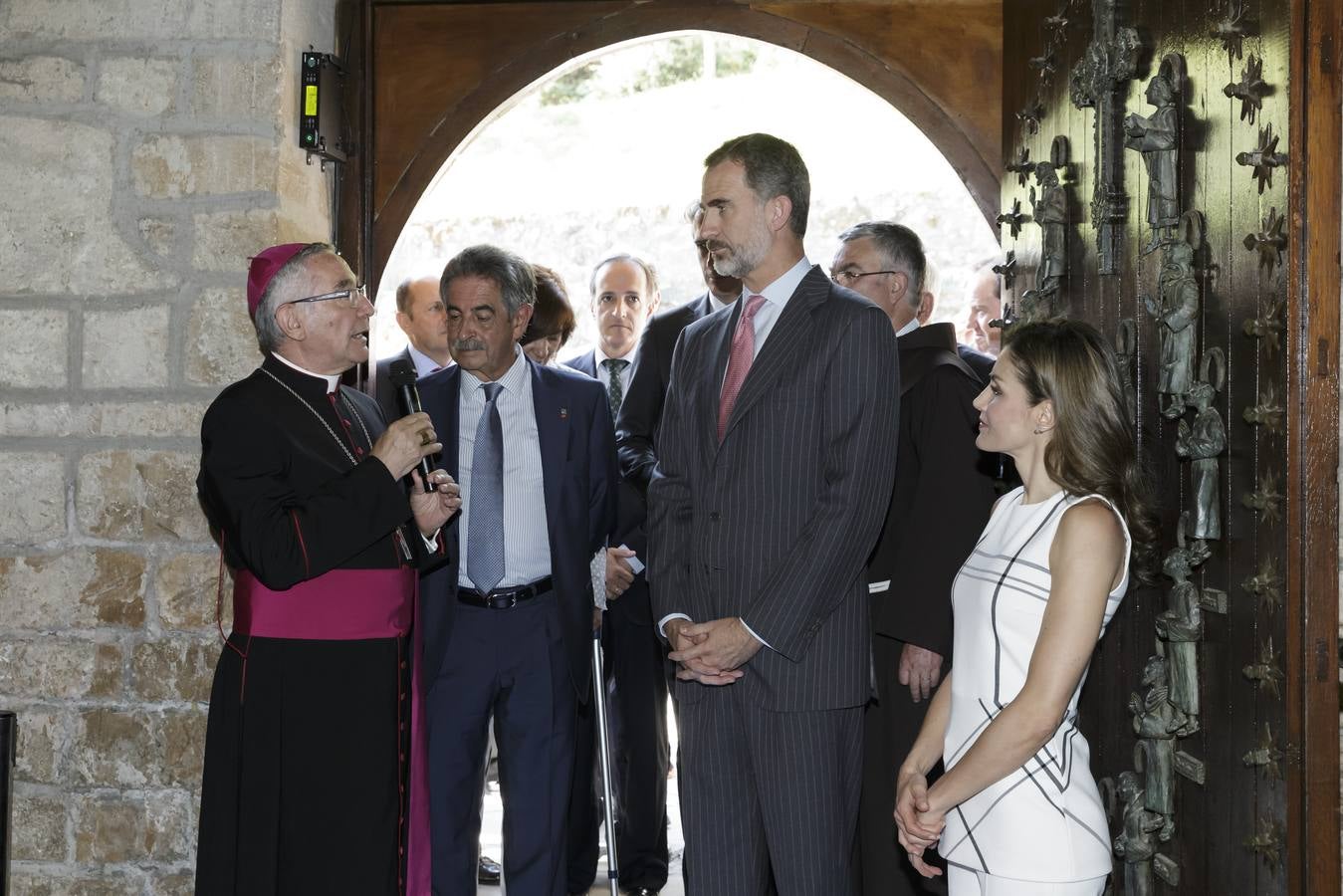 Los Reyes dentro del templo