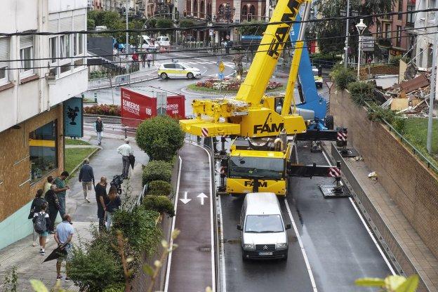 El desescombro impide reabrir el túnel de Tetuán durante la Semana Grande