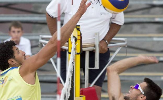 Laredo se convierte en el centro del voley playa nacional hasta el domingo