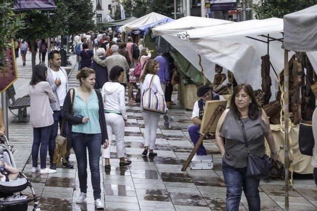 La lluvia no puede con una semana «cada vez más grande»