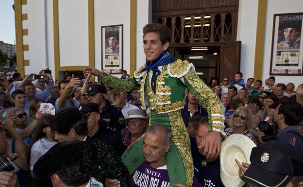 Sabio Ponce, deslumbrante Ginés Marín