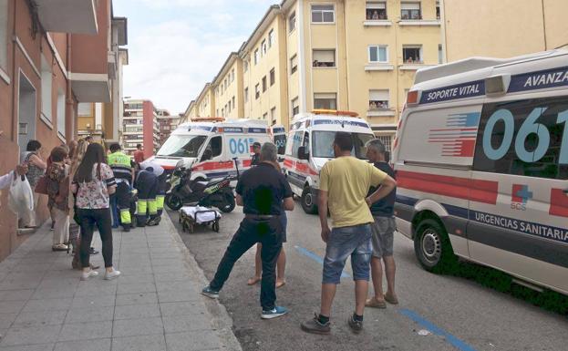 Tres heridos leves en Porrúa tras chocar una moto contra dos peatones