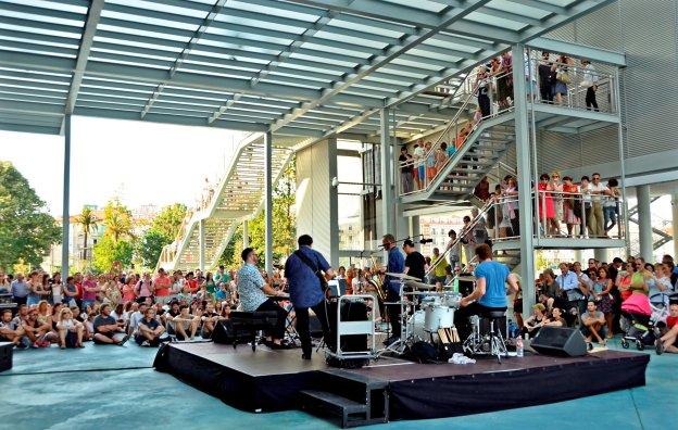 Música de club, rock y hip hop se suman al Centro Botín