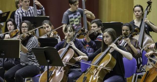 La Joscan prepara en Viérnoles el concierto que dará el domingo en el FIS