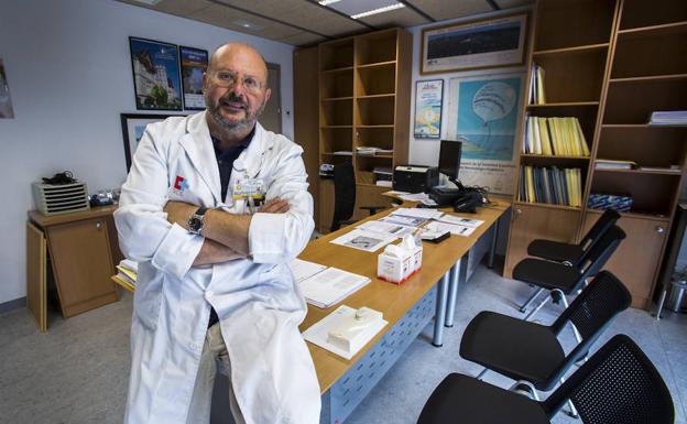 «Valdecilla puede contribuir a arreglar el problema de la escasez de pediatras»