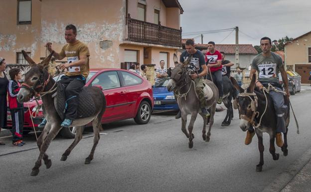 Vuelven las denuncias contra la carrera de burros de Tanos