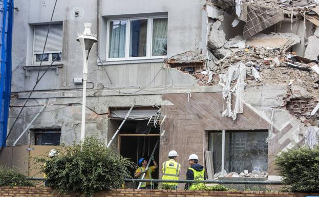 El Ayuntamiento no descarta ampliar el expediente sancionador por el derrumbe de la calle Sol