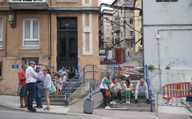 Ayuntamiento y Gesvican ponen nueve viviendas a disposición de los afectados del derrumbe de la calle del Sol