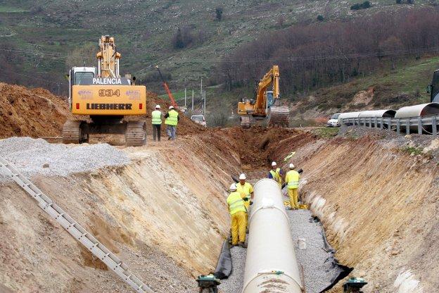 El Estado aprueba el informe de impacto ambiental que legaliza el bitrasvase del Ebro