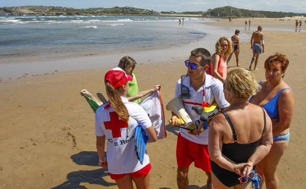 La normalidad vuelve a las playas de Suances tras dos días de restricciones