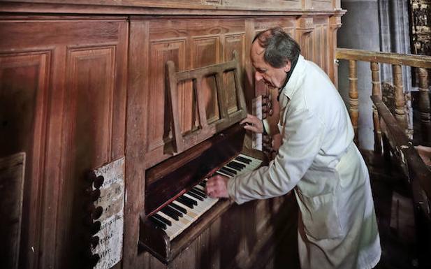 Un equipo de voluntarios consigue devolver la vida al órgano de Novales