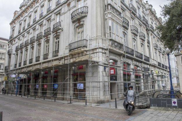 El hotel del Club de Regatas deberá respetar escaleras y puertas originales