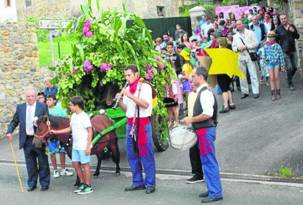 «La fiesta de la gata negra se celebrará mañana en Carasa»