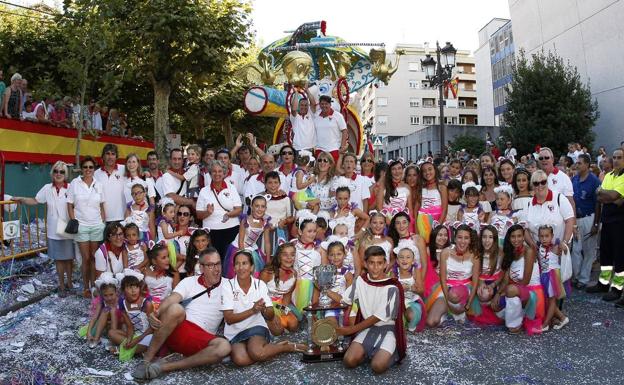 'Ternura' gana la Gala Floral de Torrelavega