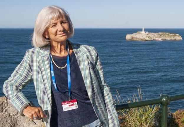 «Ahora es más difícil encontrar lectores fuera del género negro»