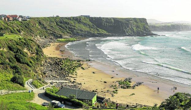 Suances sancionará con hasta 3.000 euros a quienes incumplan la ordenanza de playas