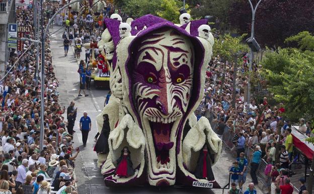 Laredo celebra esta tarde la Batalla de Flores