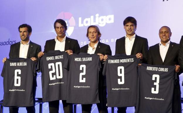 Decretan prisión para Roberto Carlos por atraso en la pensión alimenticia