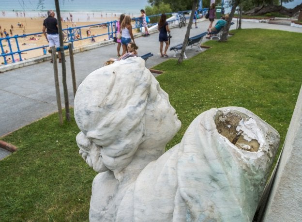 El Ayuntamiento retirará el monumento a González Linares tras el enésimo ataque