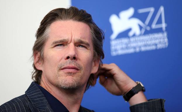 Ethan Hawke, a la conquista de Venecia con un cura atormentado que tiene «mucho» de sí mismo