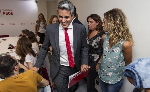 Zuloaga asegura que Díaz Tezanos «tiene toda la confianza de la dirección del PSOE»