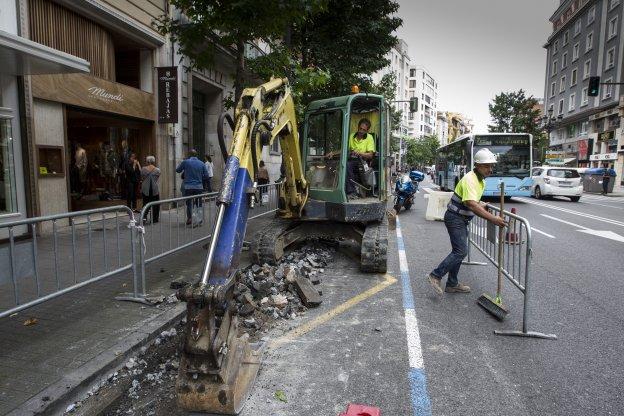 La obra del Metro TUS llega a Calvo Sotelo y elimina los aparcamientos