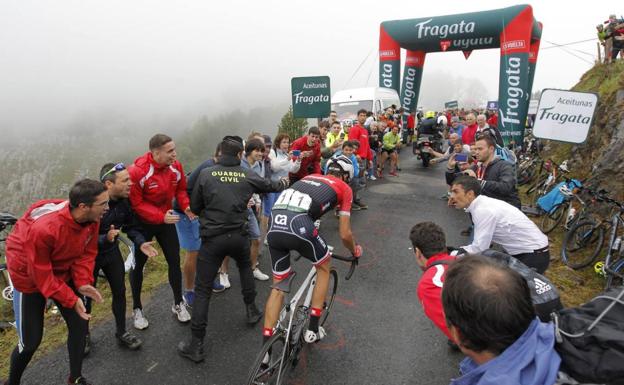 Sigue La Vuelta en Cantabria en directo