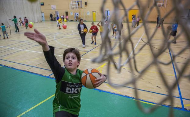 El polideportivo del colegio Marqués de Valdecilla comenzará a construirse a finales de año