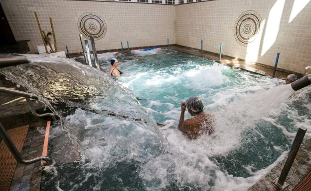 Muere uno de los 13 afectados por el brote de legionela del Balneario de Liérganes