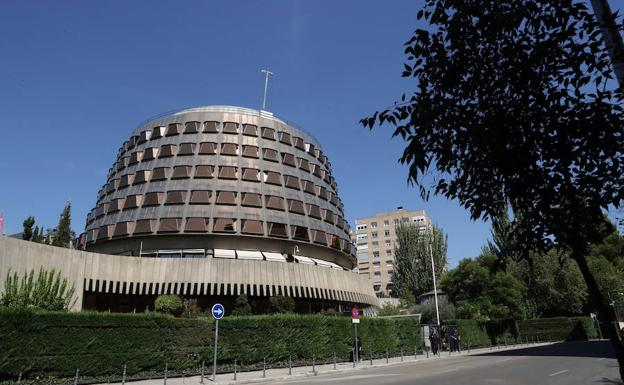 El TC anula los acuerdos del Parlament que permitieron tramitar las leyes de desconexión