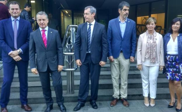 Urkullu advierte al Estado de que está llevando la situación de Cataluña «a un punto de no retorno»