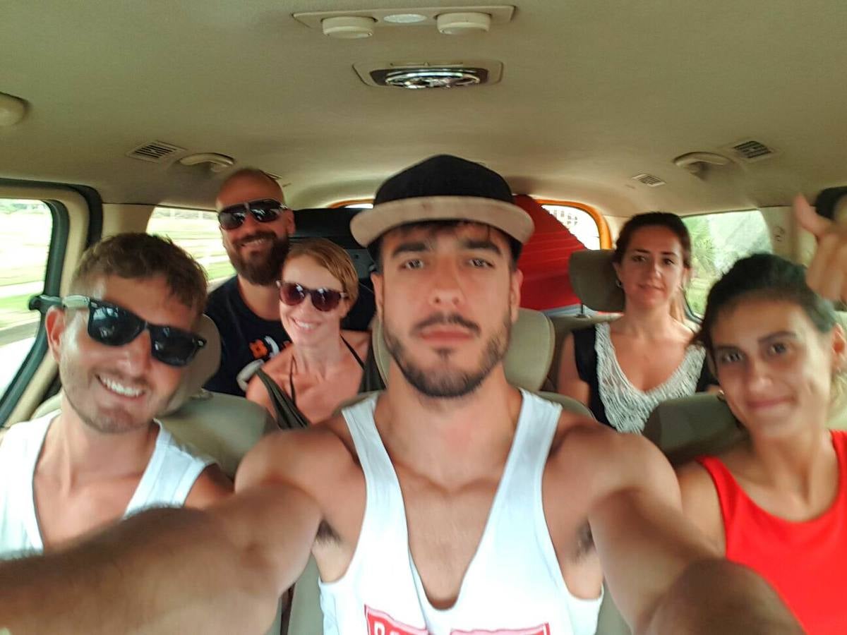 La odisea de cinco cántabros atrapados EN CUBA POR Irma