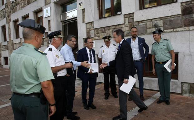 La Policía incrementará su presencia en Campuzano para mejorar la seguridad