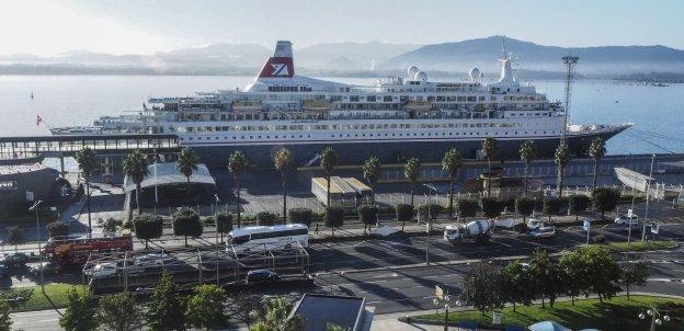 Tres cruceros en una semana