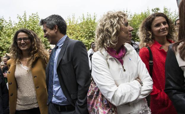 El PSOE reitera a Tezanos que puede ser expulsada si no acata órdenes del partido