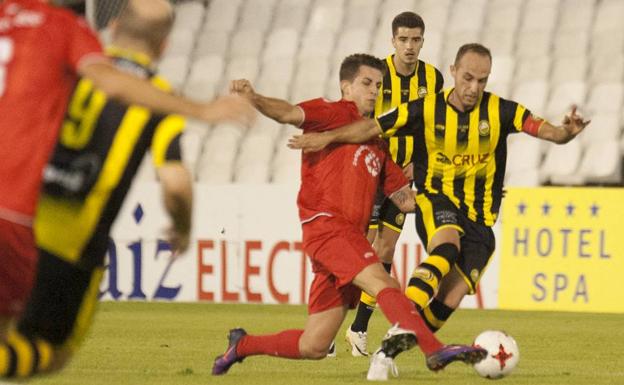 El Escobedo celebra el centenario con un título para su vitrina