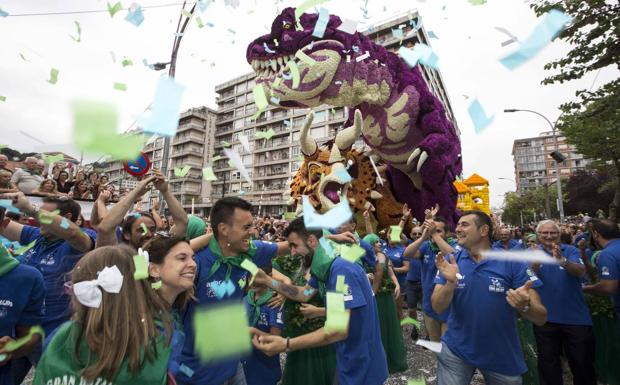 Laredo adelanta una semana la Batalla de Flores del próximo año